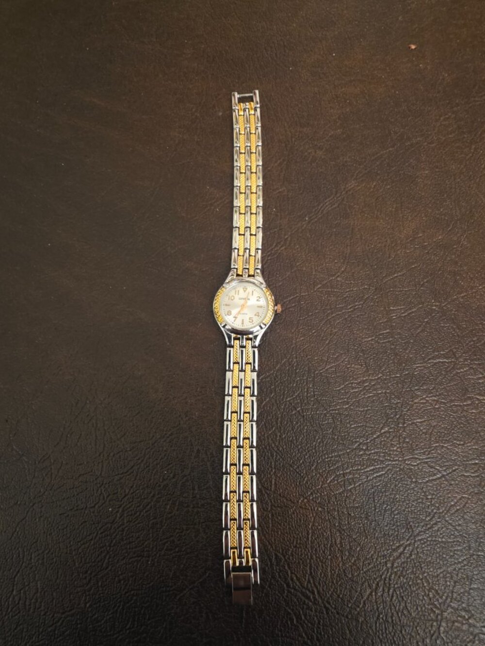 Geneva Quartz Gold Tone & Silver Tone Women's Wristwatch (new)